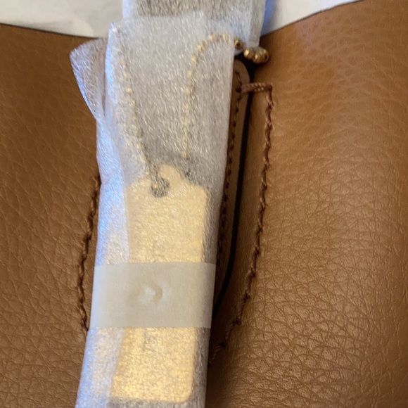 Coach Derby Tote - Picture 11 of 12